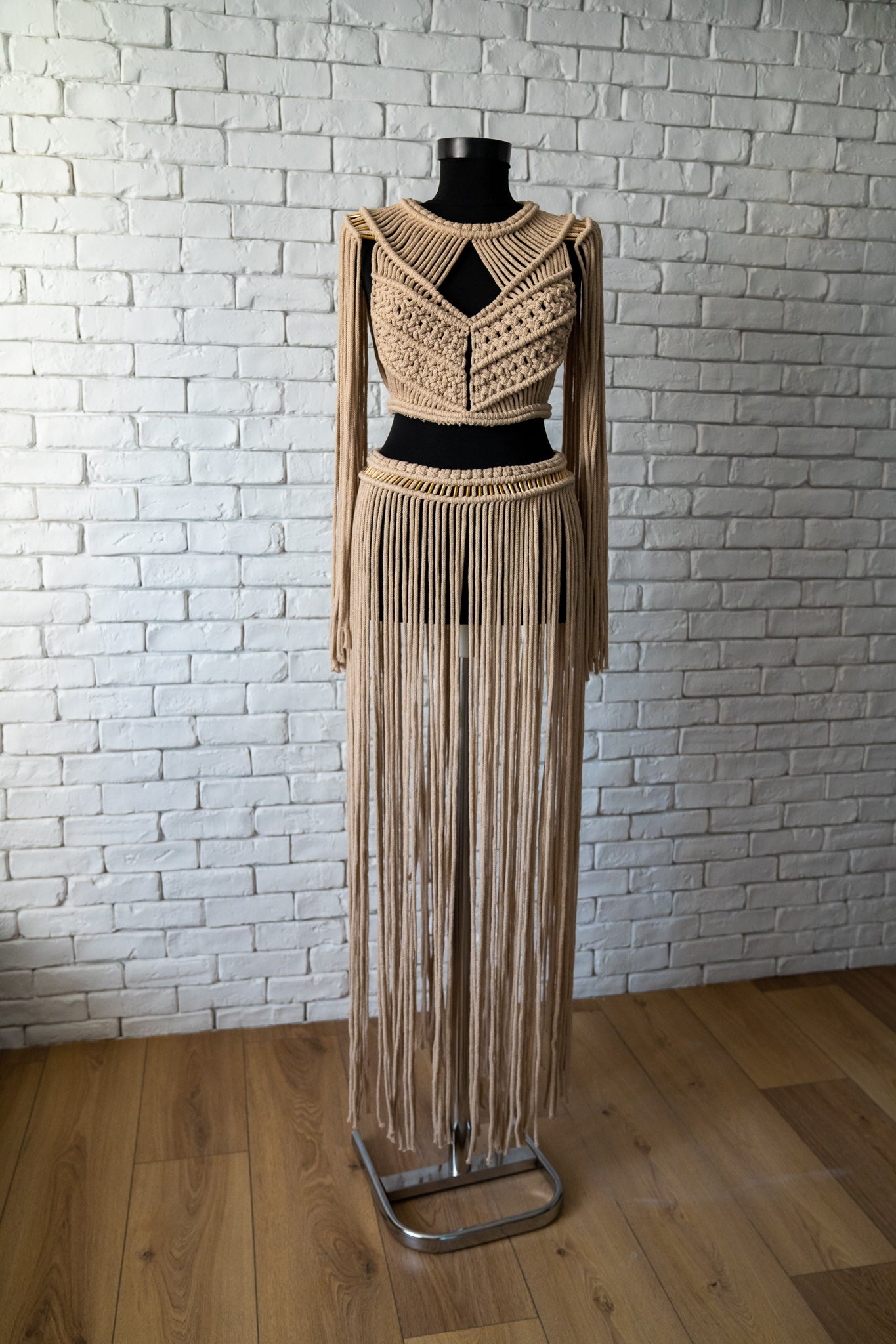 Set bustieră + fustă