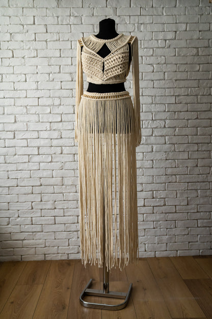 Fustă scurtă / lungă