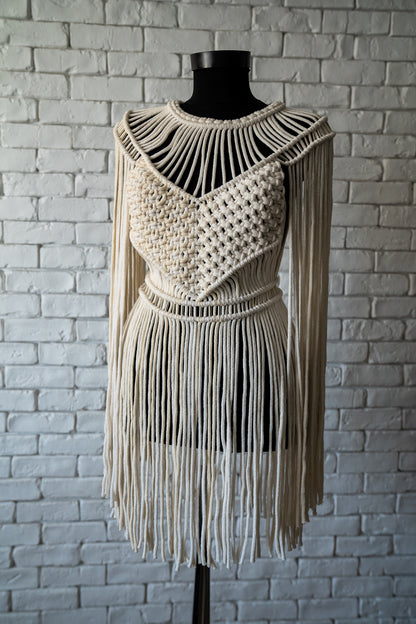 Rochie cu umeri scurtă / lungă