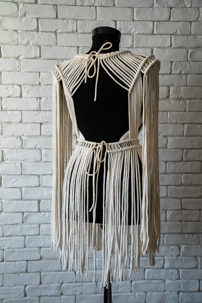 Rochie cu umeri scurtă / lungă