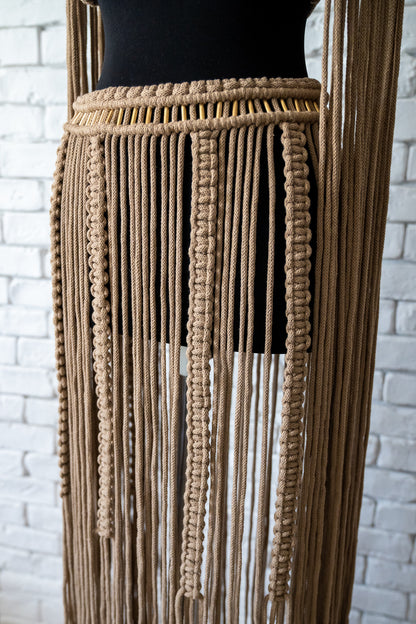 Fustă scurtă / lungă